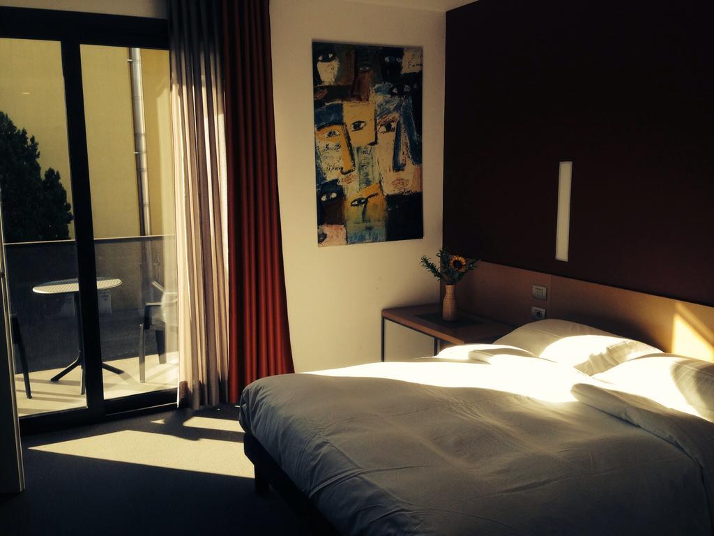 Villa Regina Riva del Garda Room photo